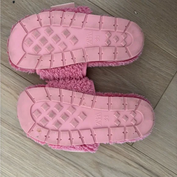 Pink Fuzzy Slippers - Picture 3 of 3